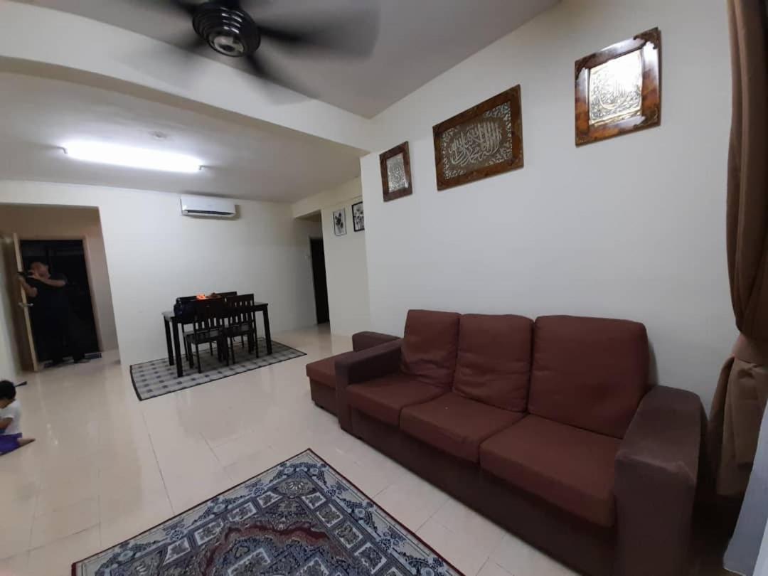 Dhuha Homestay @ Seri Alam Masai , Johor מראה חיצוני תמונה
